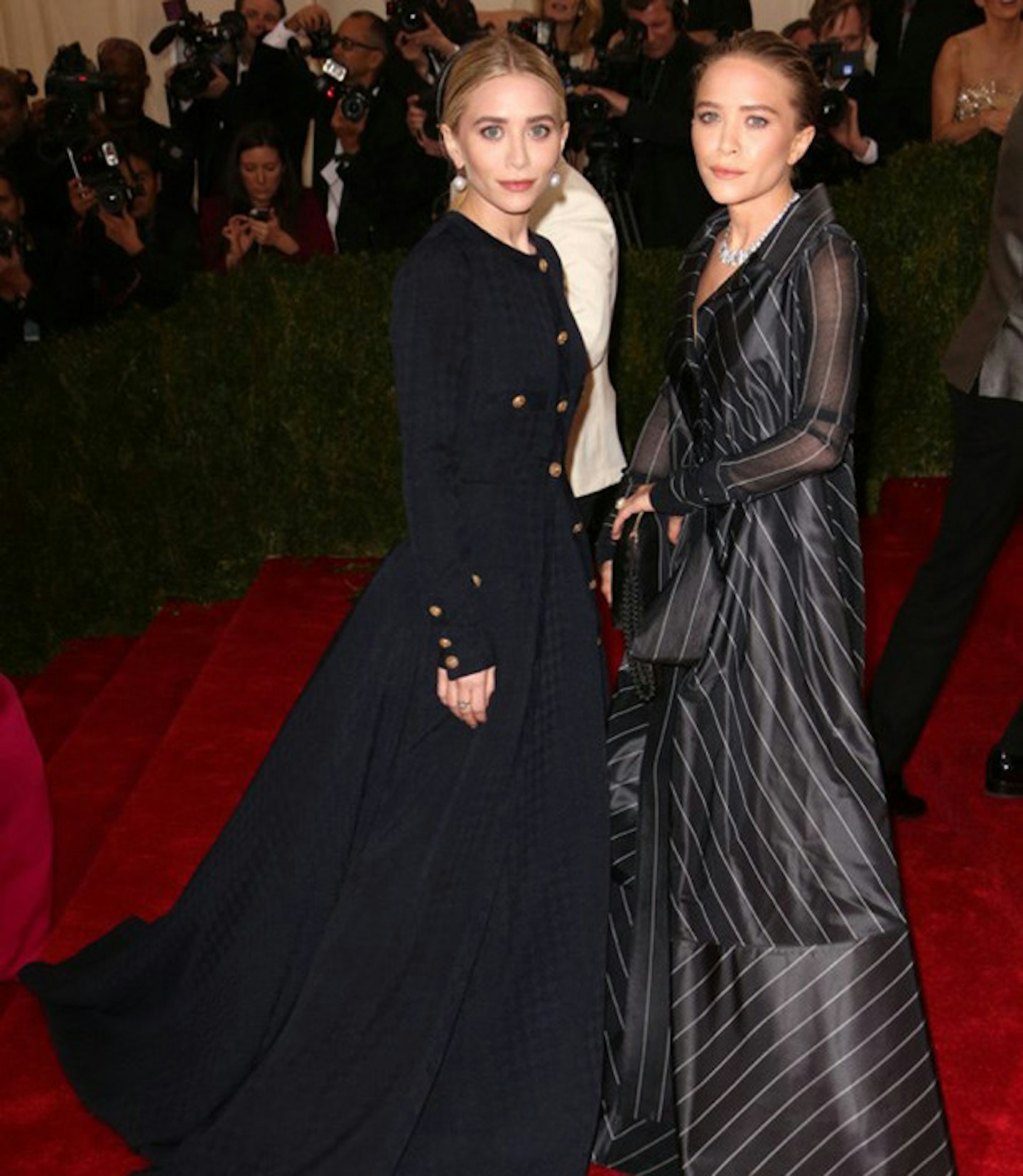 MARY_KATE_ASHLEY_OLSEN_MET_GALA_2014