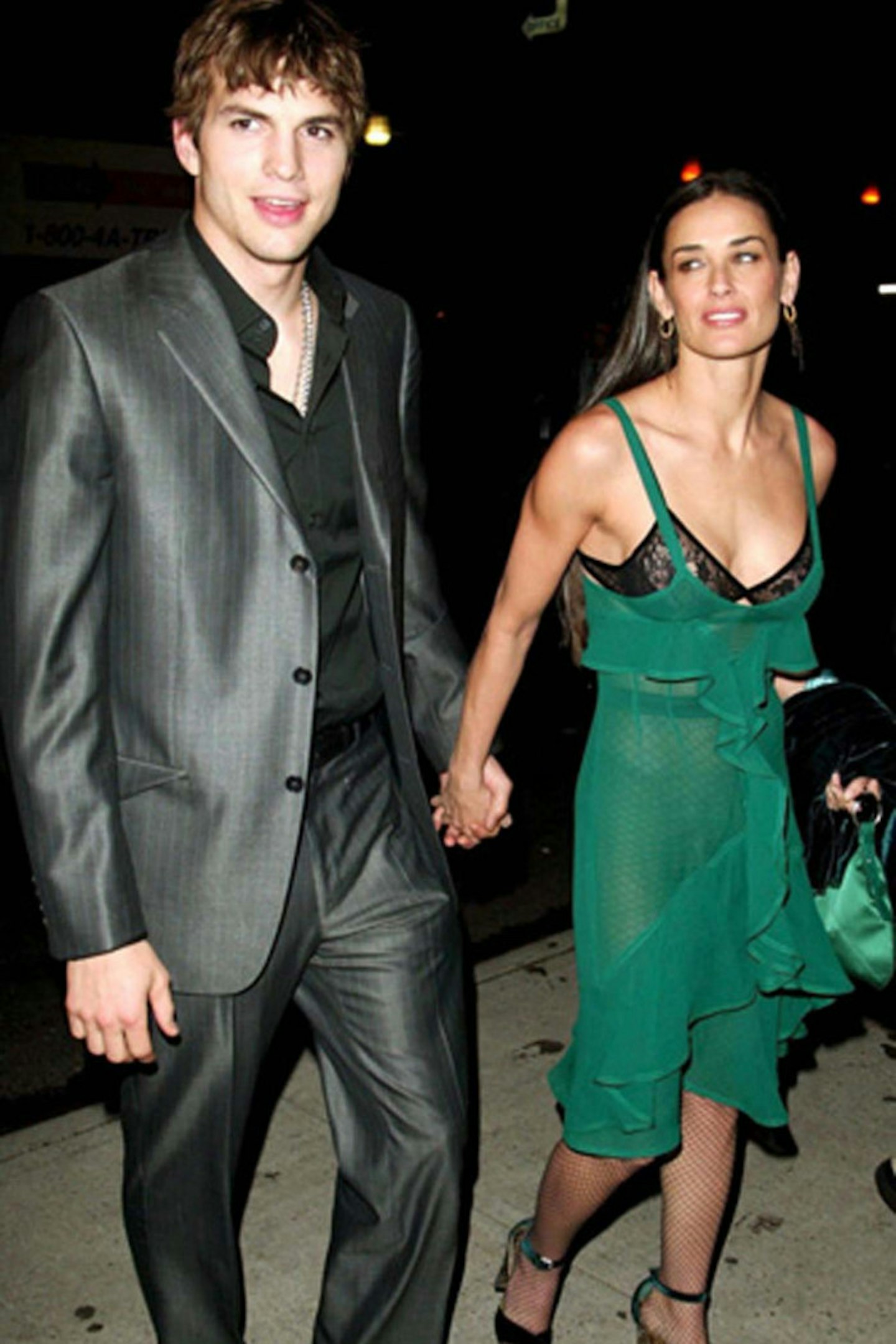 2003: Ashton starts dating Demi Moore