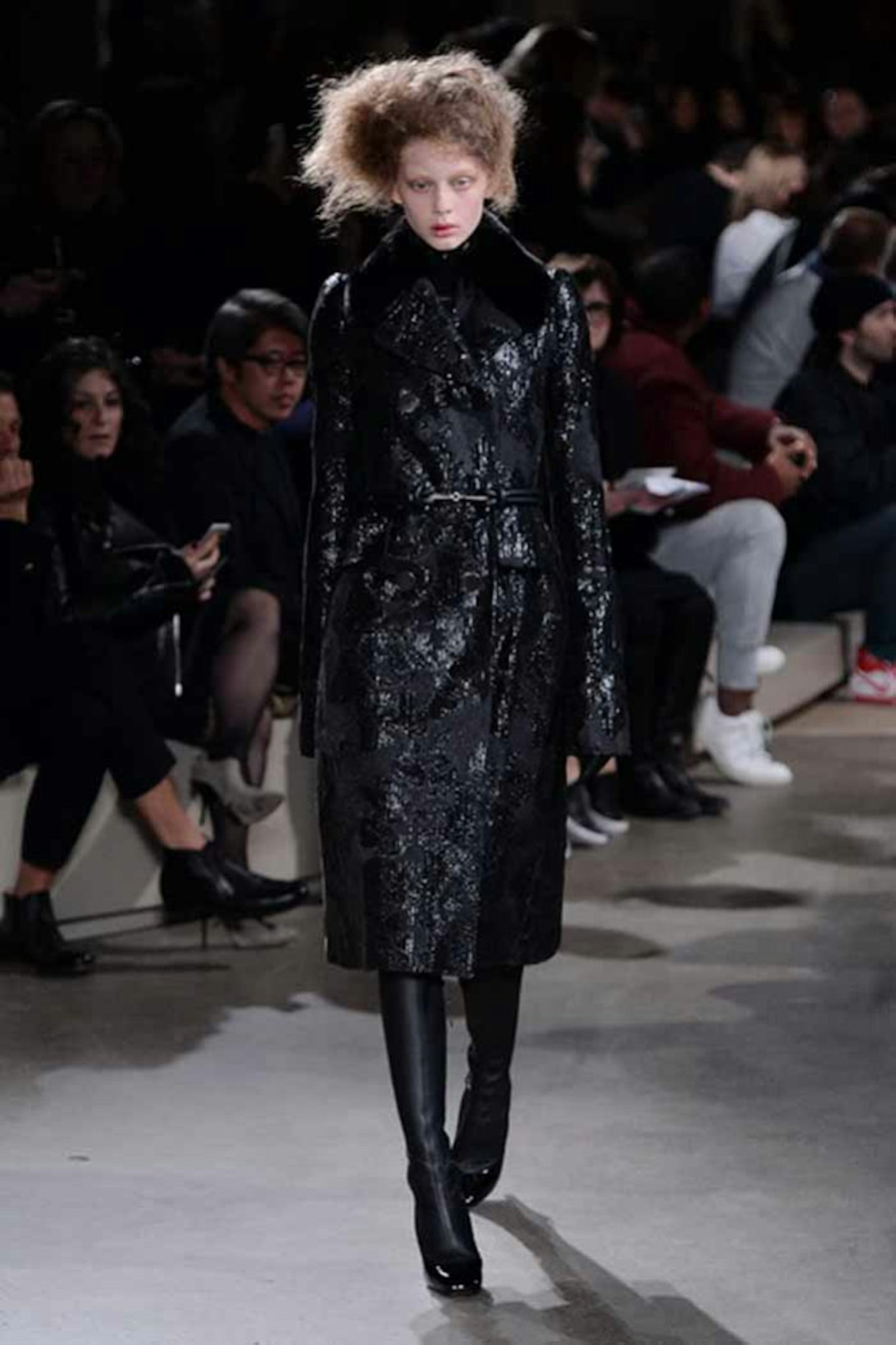 Alexander McQueen Autumn Winter 2015 >>