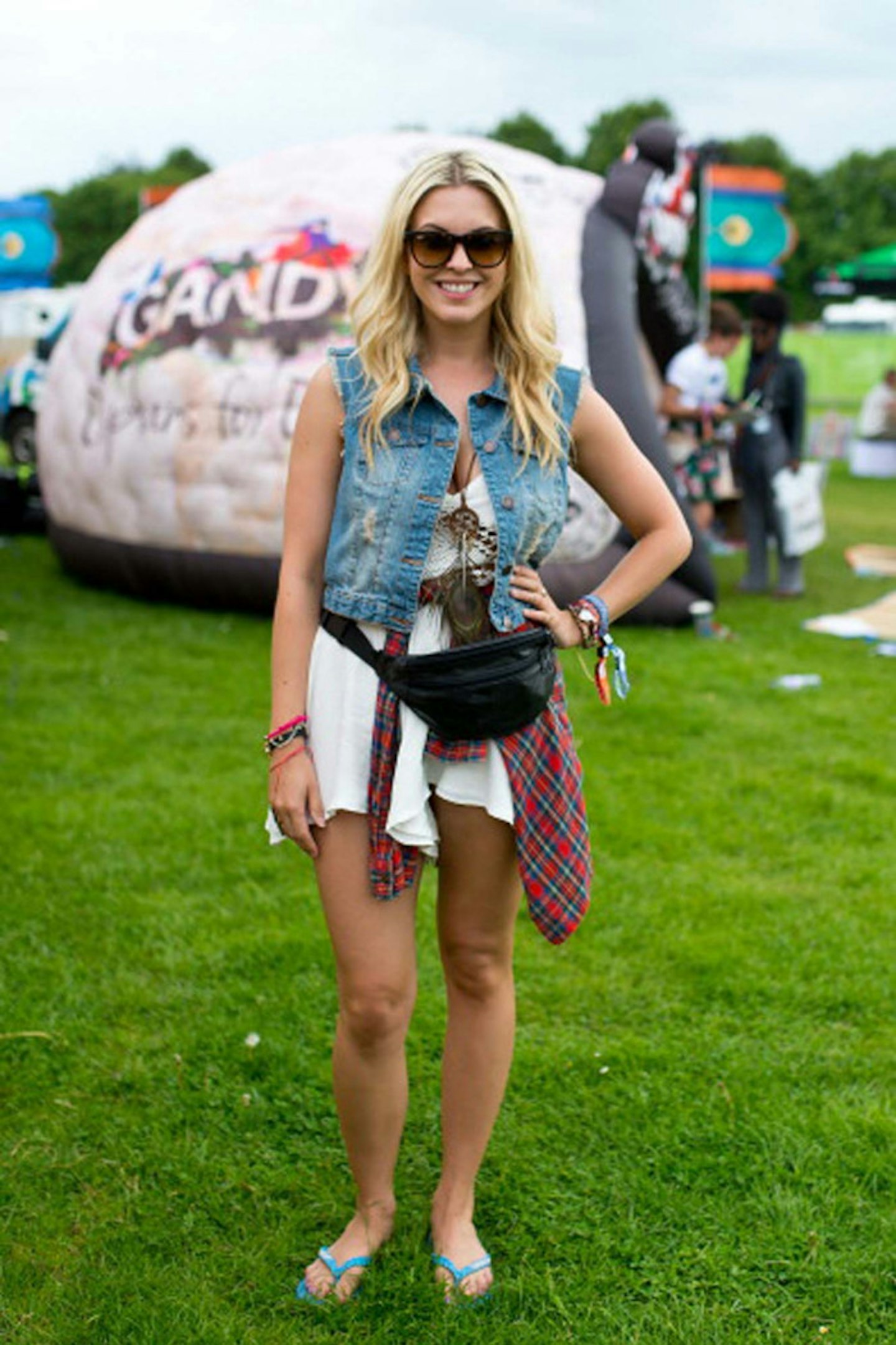 450610706-fashion-rep-poses-wearing-with-topshop-gettyimages