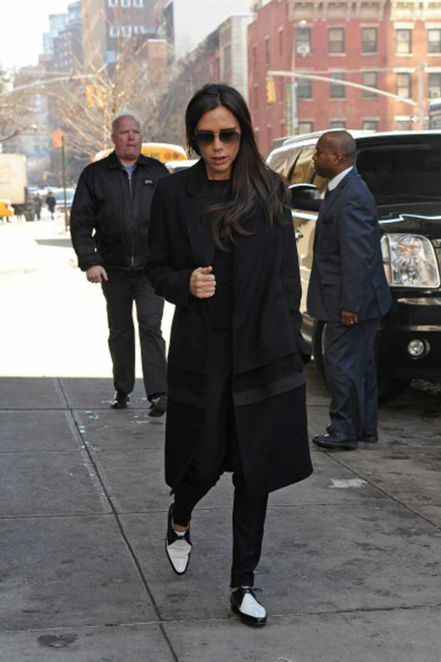 Victoria Beckham style new york fashion week 2014 black blazer
