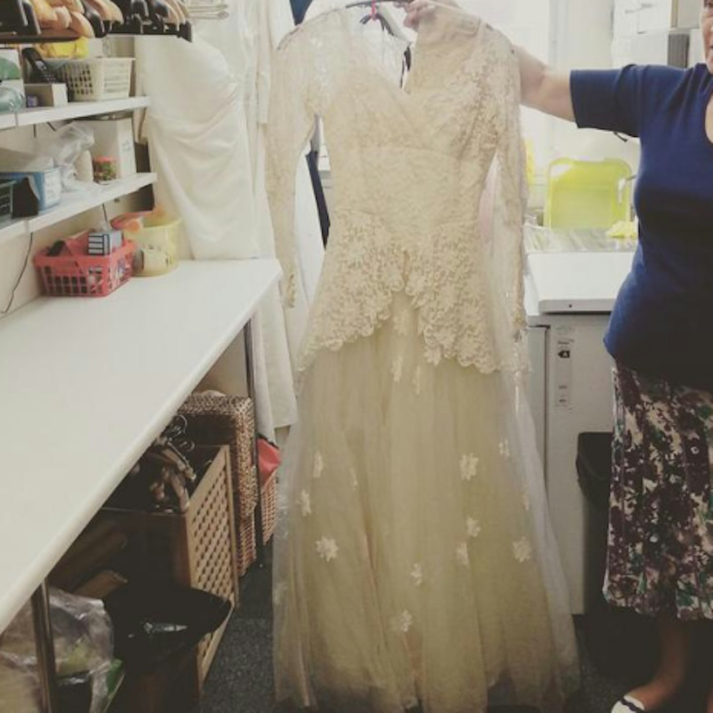 The beautiful 1950s wedding dress