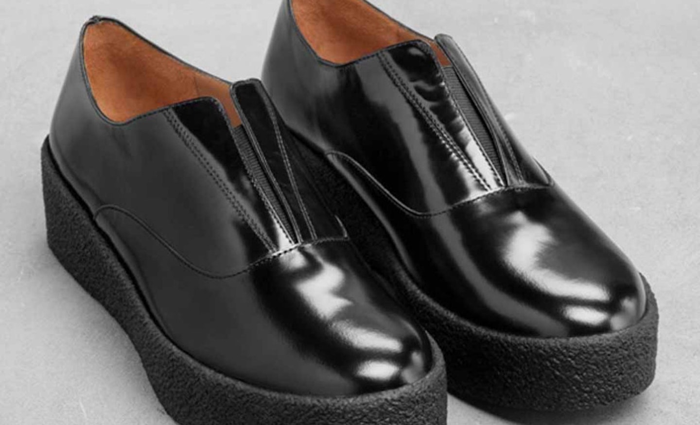 10 hot shoes 14