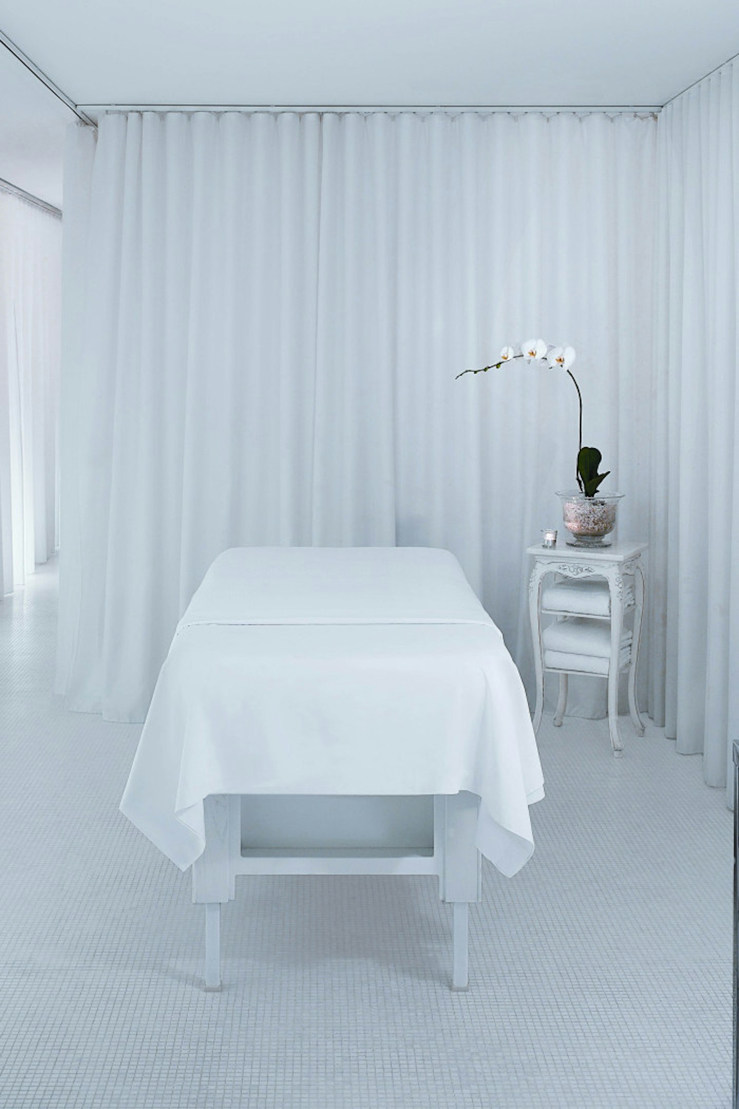 Eve Lom Signature Facial at Agua Spa at The Sanderson, £100