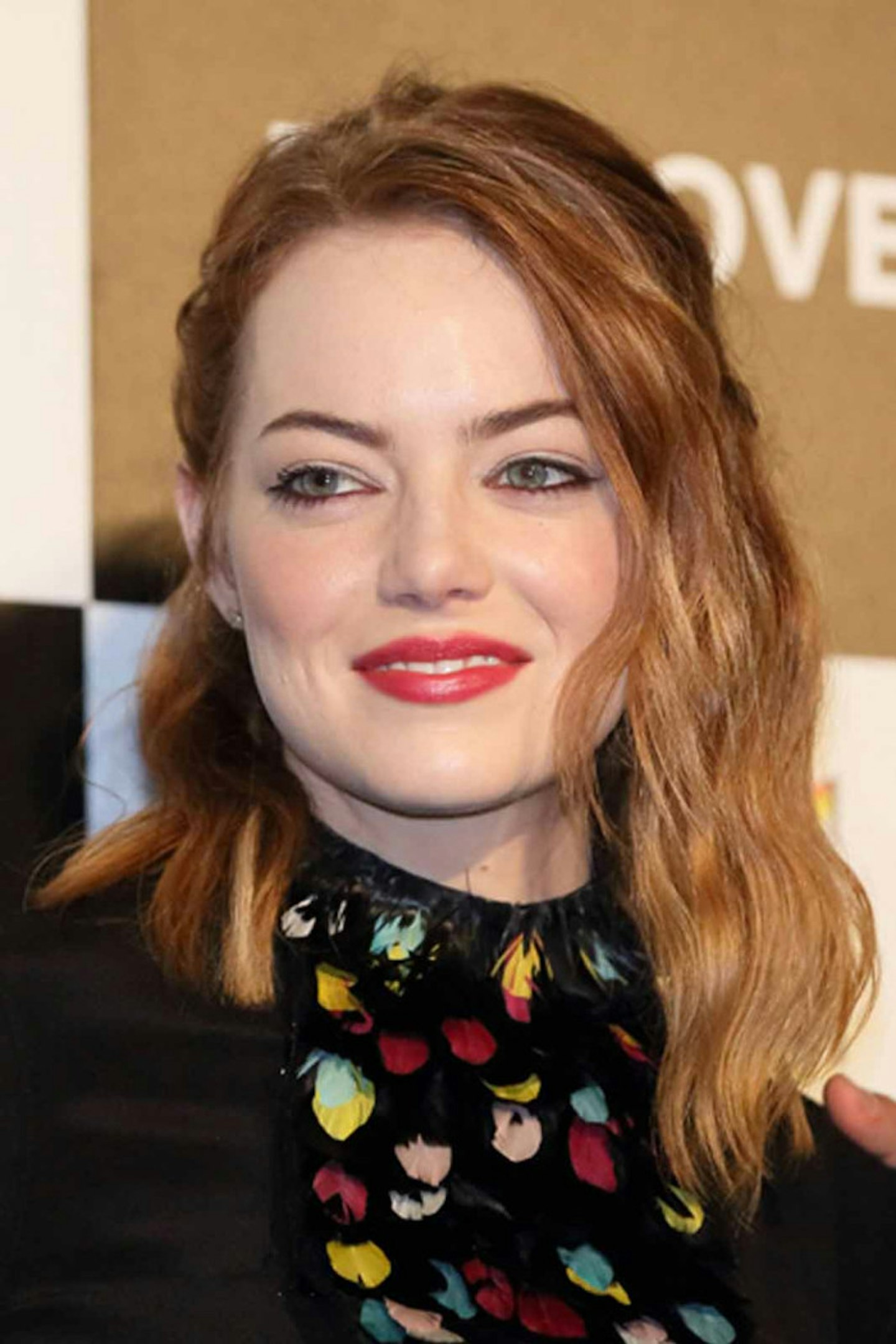 GALLERY>> HOW TO GET THE ULTIMATE REVERSE CAT-EYE