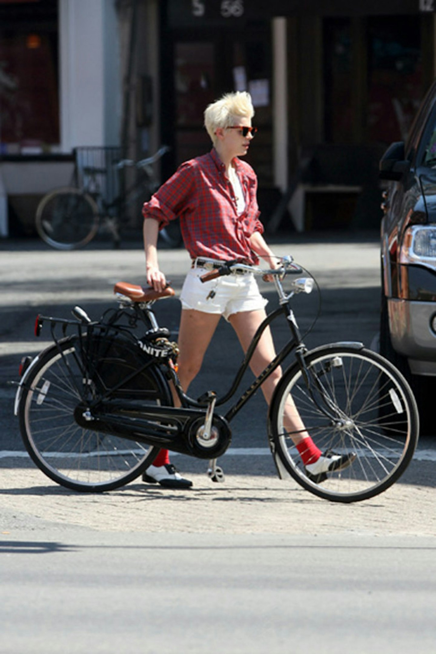 Agyness Deyn out and about in Manhattan - 18 April 2008