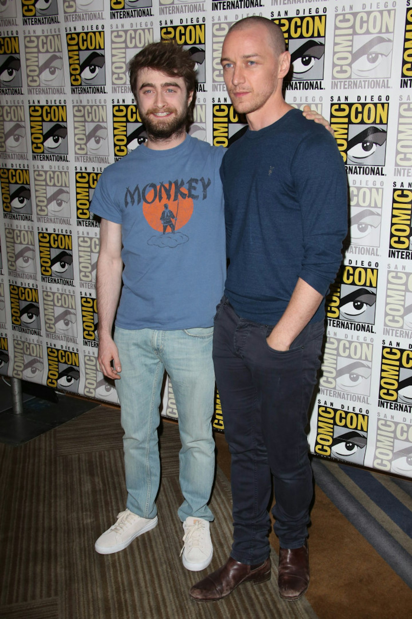 rexfeatures_4900943bg