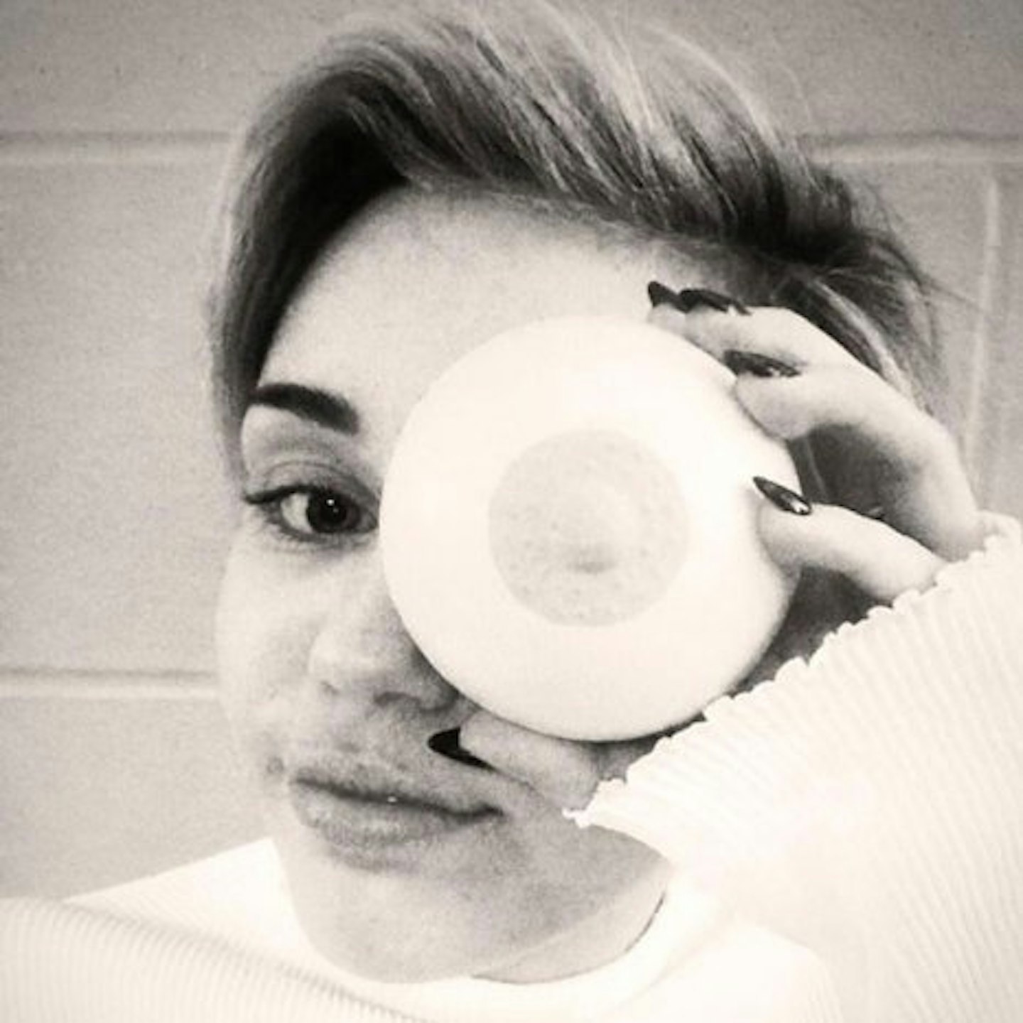 Miley Cyrus' nipple picture