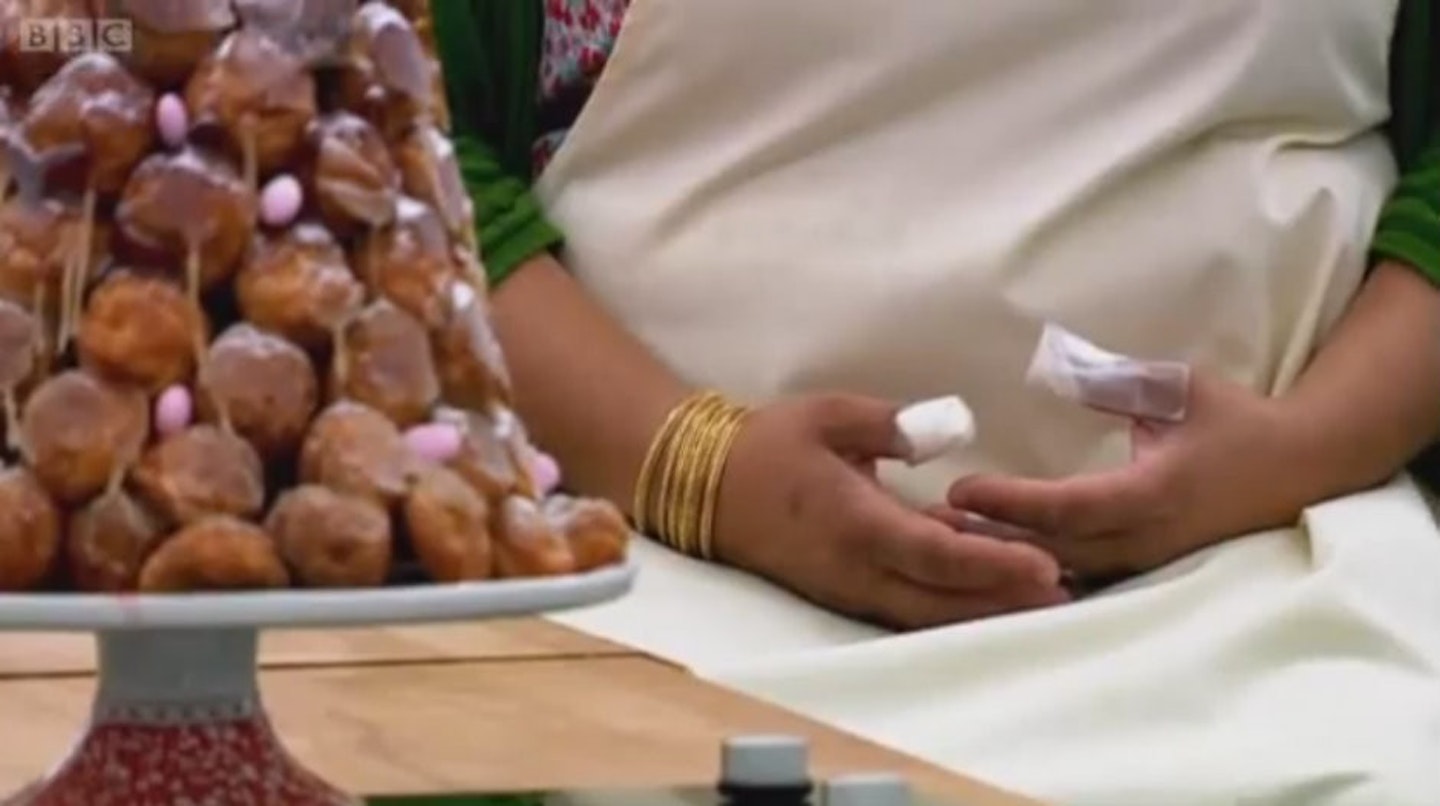 gbbo yasmin burnt hand