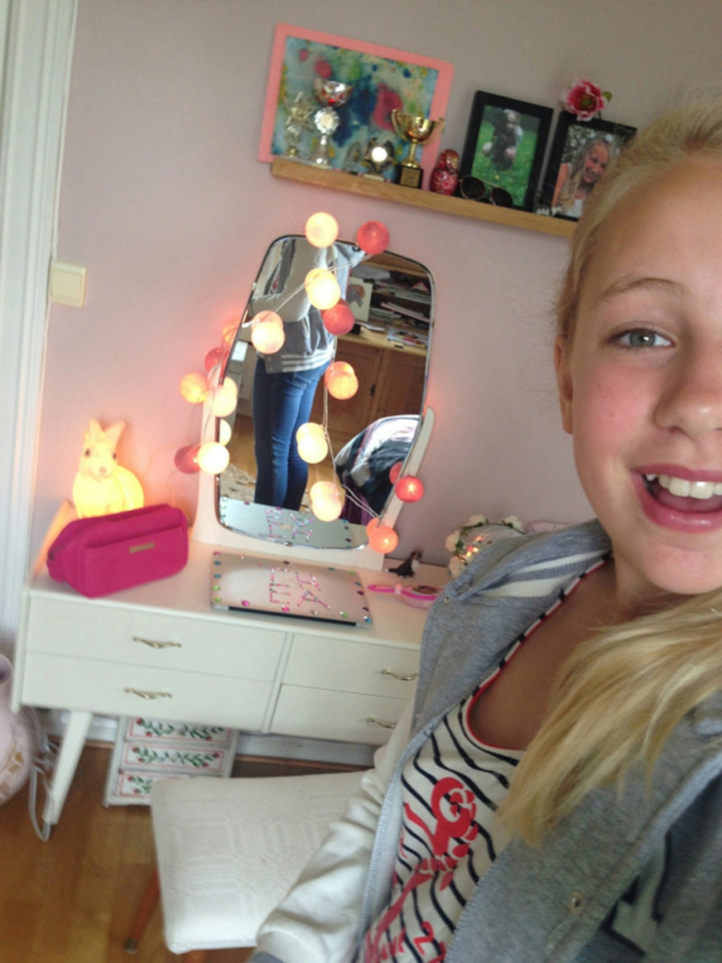 Thea1