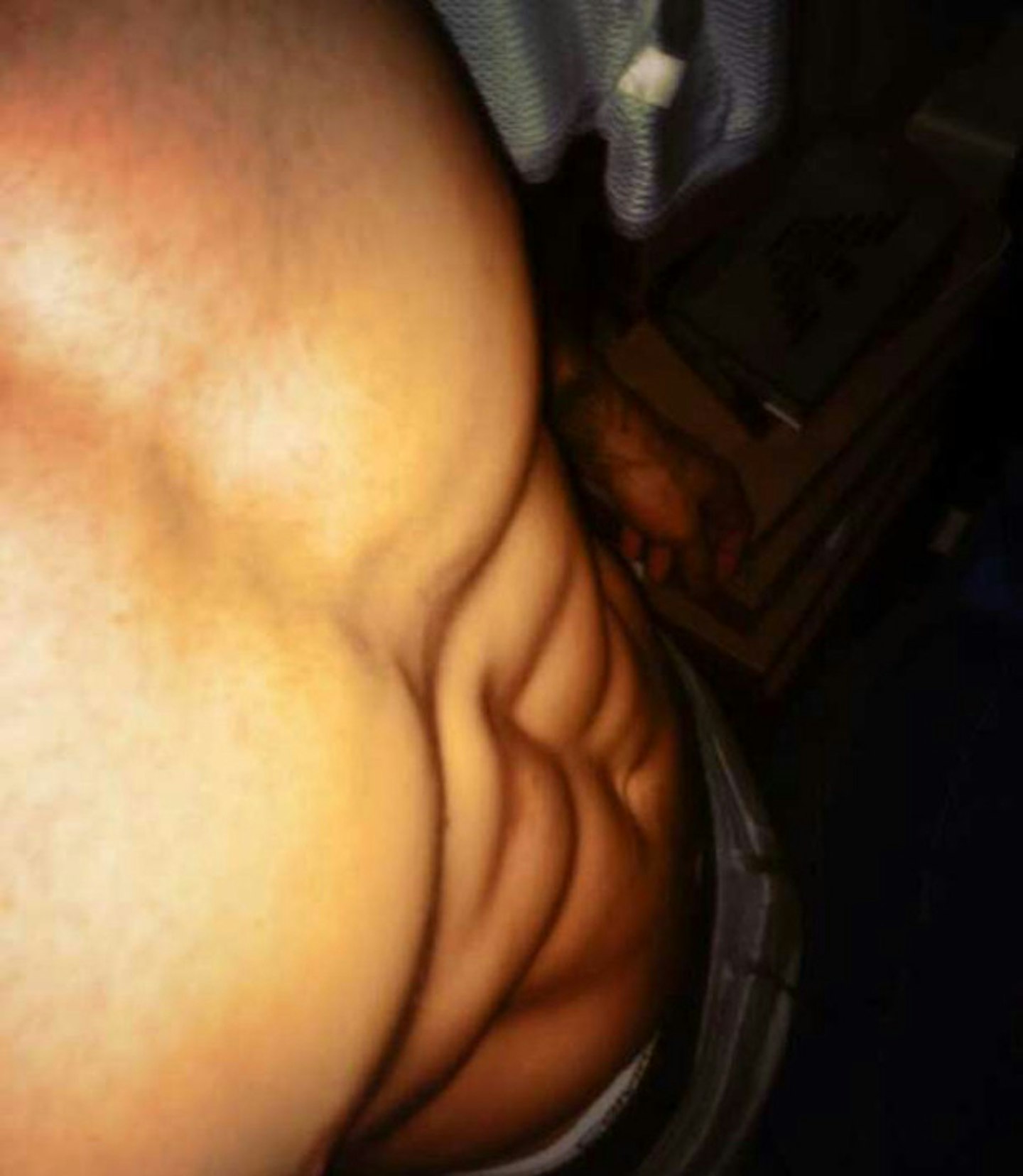 the-valleys-darren-chidgey-naked-abs