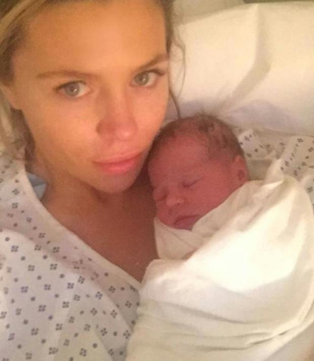 Abbey Clancy and Peter Crouch welcome a baby girl! | Celebrity | Heat