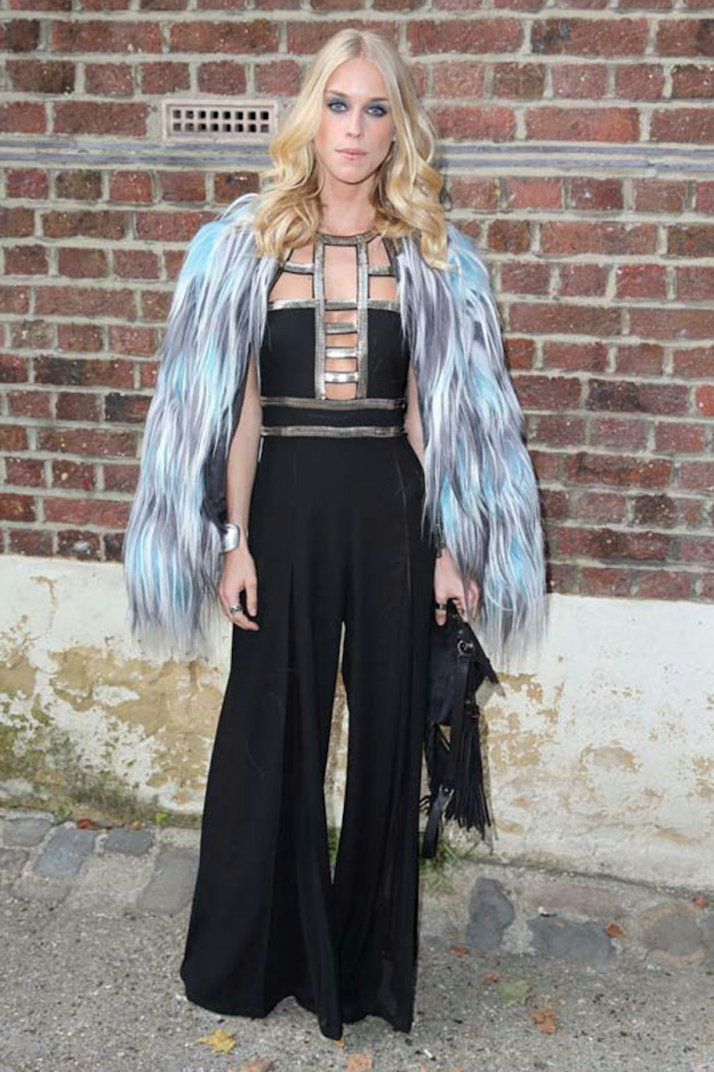 London Frow 8