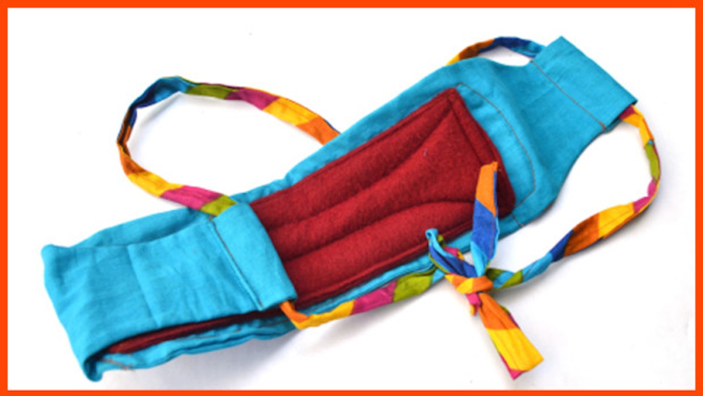 1890s: Menstrual belts