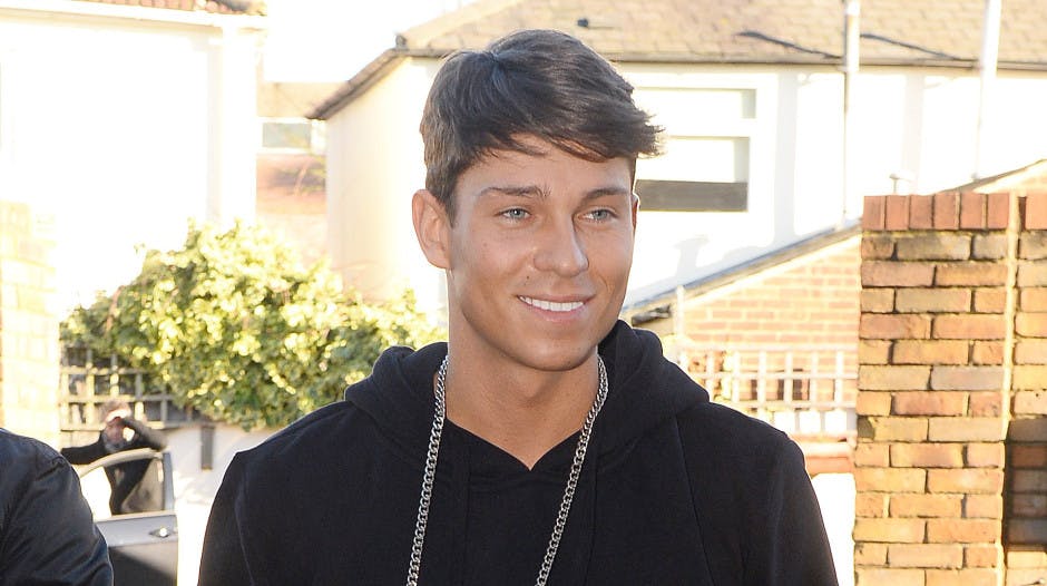 Joey Essex finds mysterious ‘message from dead mum’ on his back