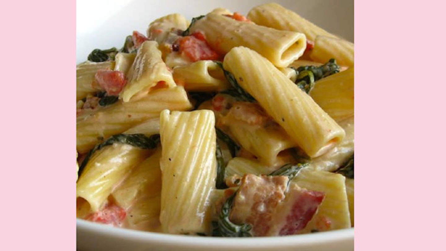 Chicken, bacon and basil pasta