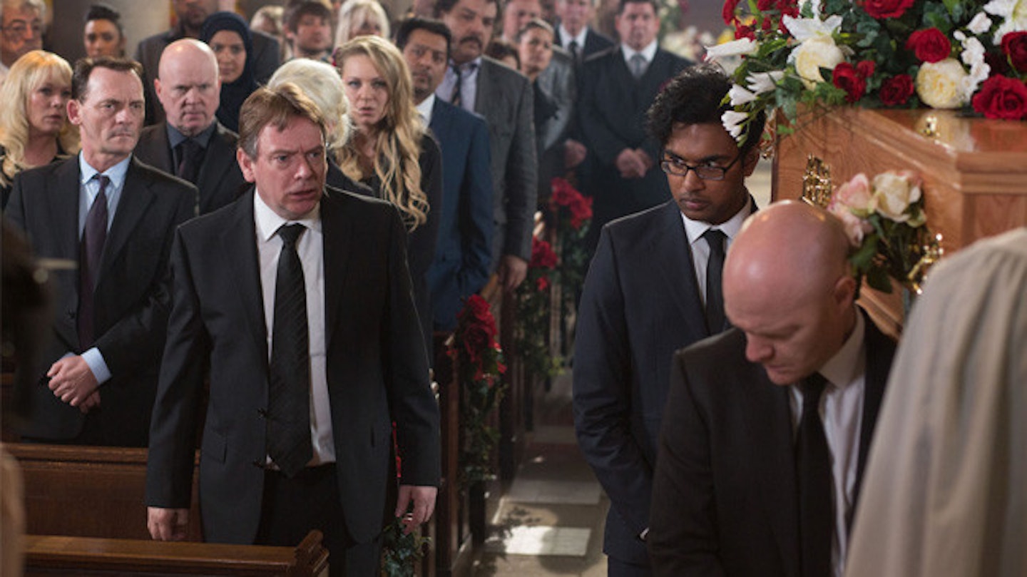 Ian holds it together during the ceremony, but loses it when he sees Max carrying the coffin