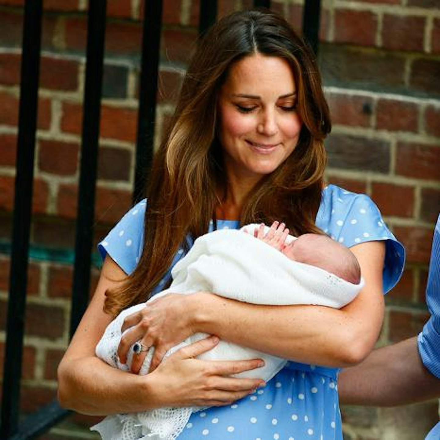 Kate Middleton is reportedly breast feeding