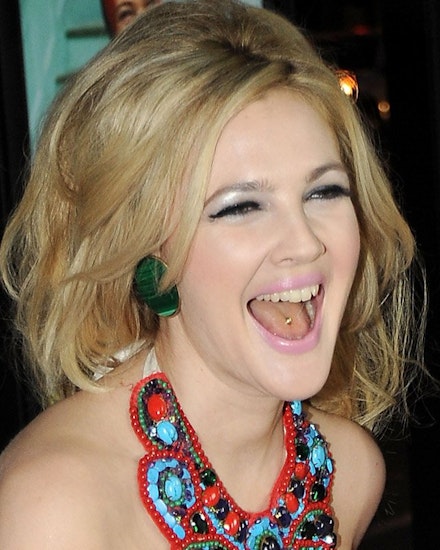 DrewBarrymoreTonguePiercing