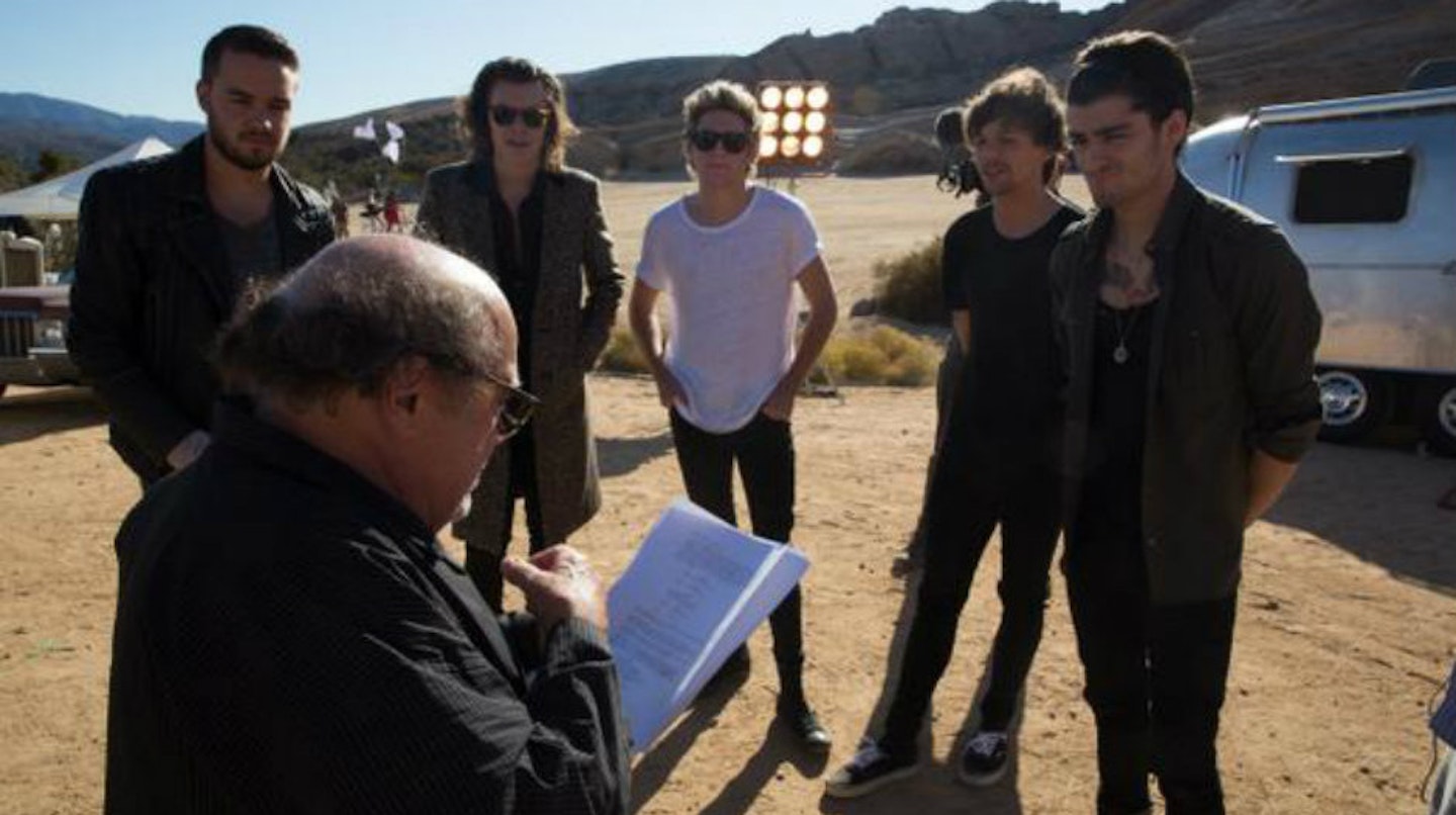 one-direction-steal-my-girl-danny-devito7
