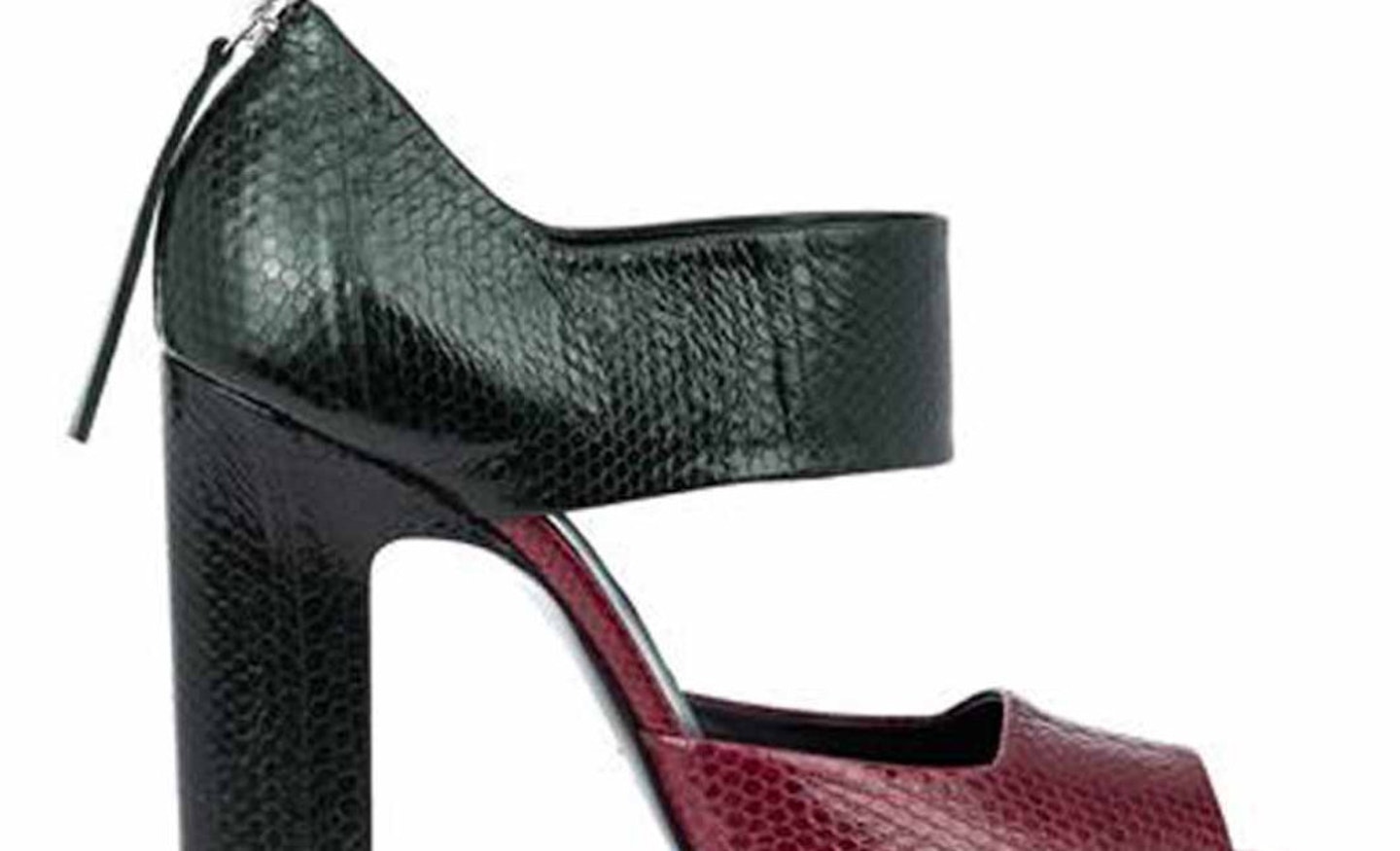 10 hot shoes 20