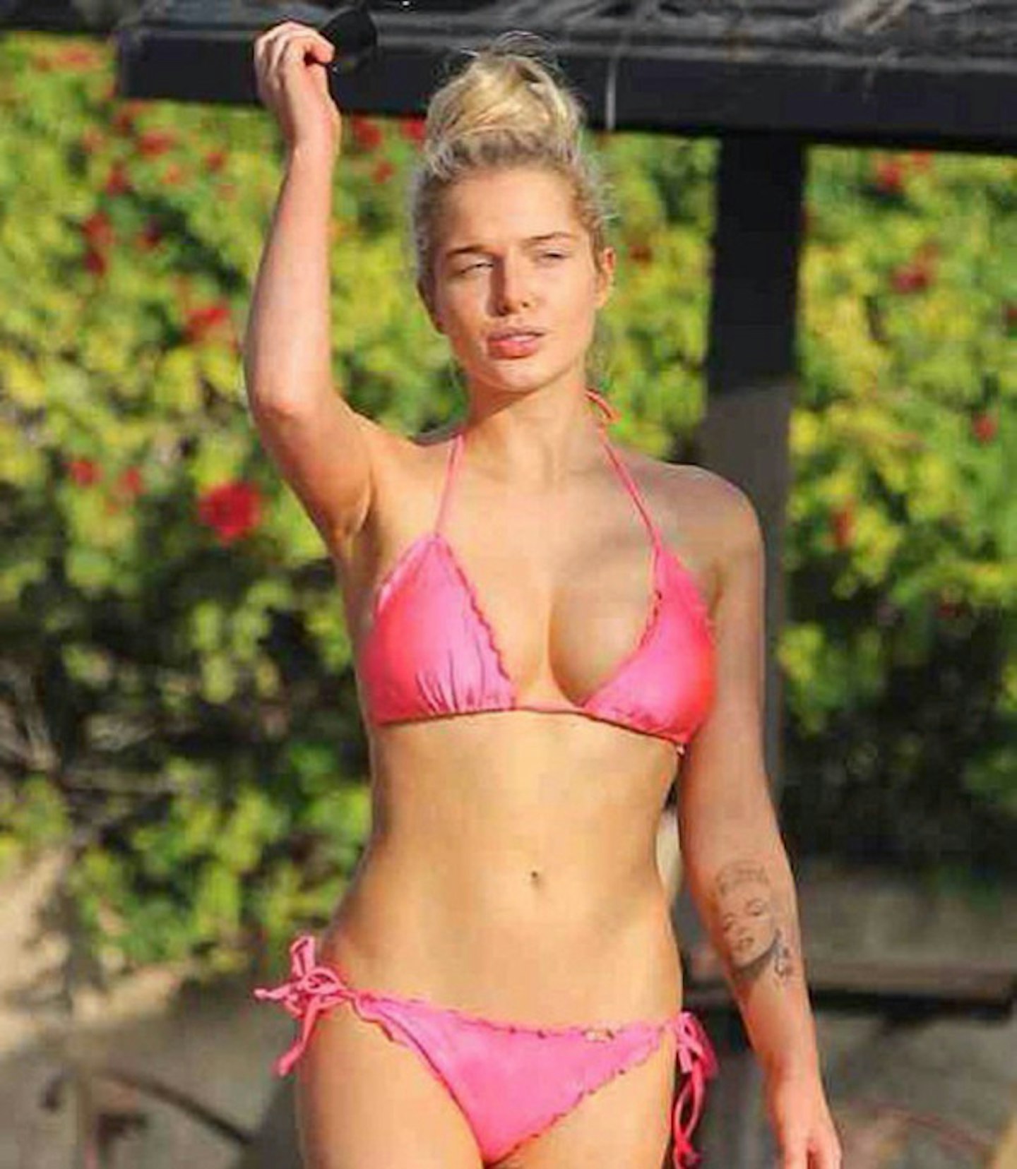 Helen-Flanagan-in-pink-bikini