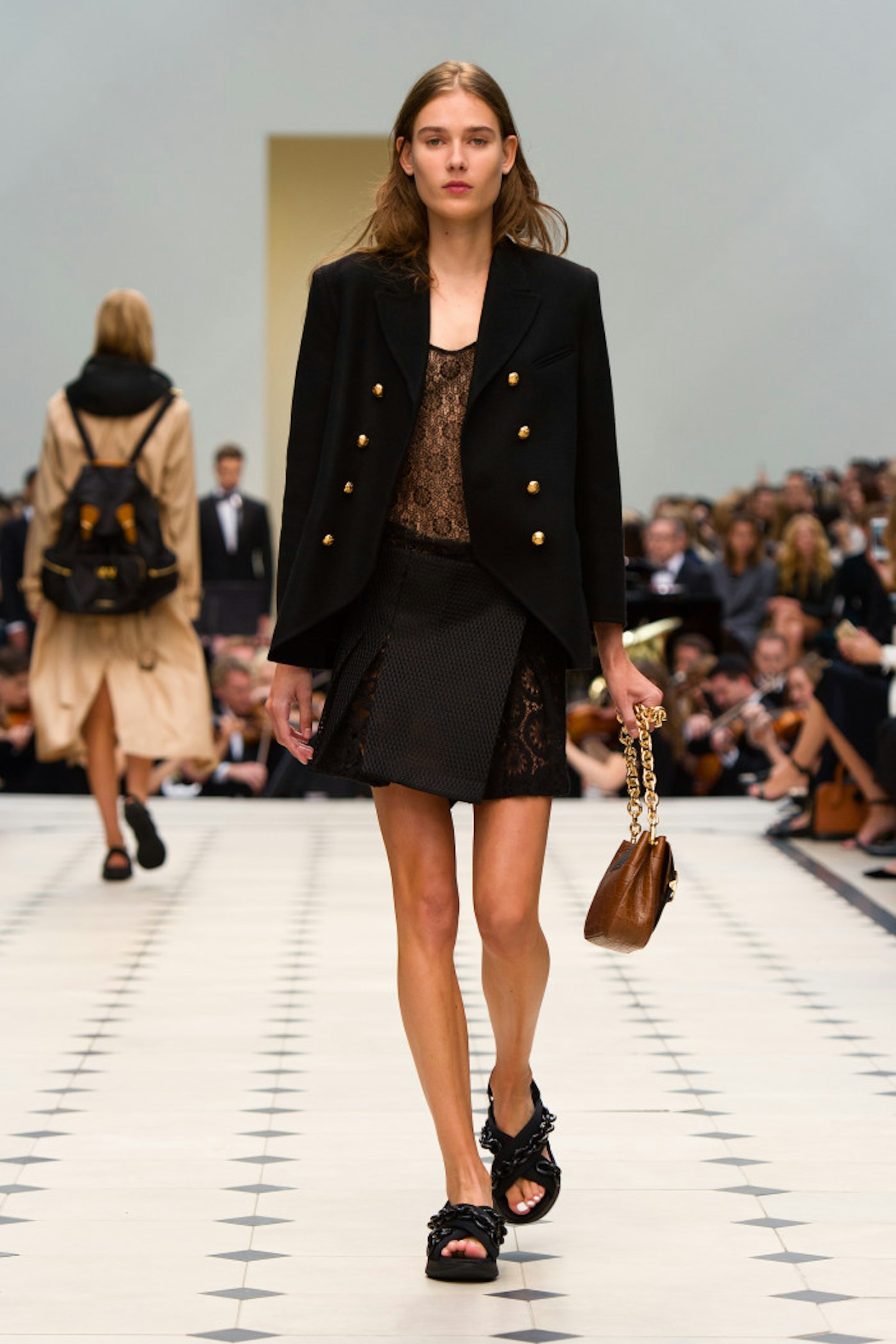 Burberry Womenswear S_S16 Collection - Look 5