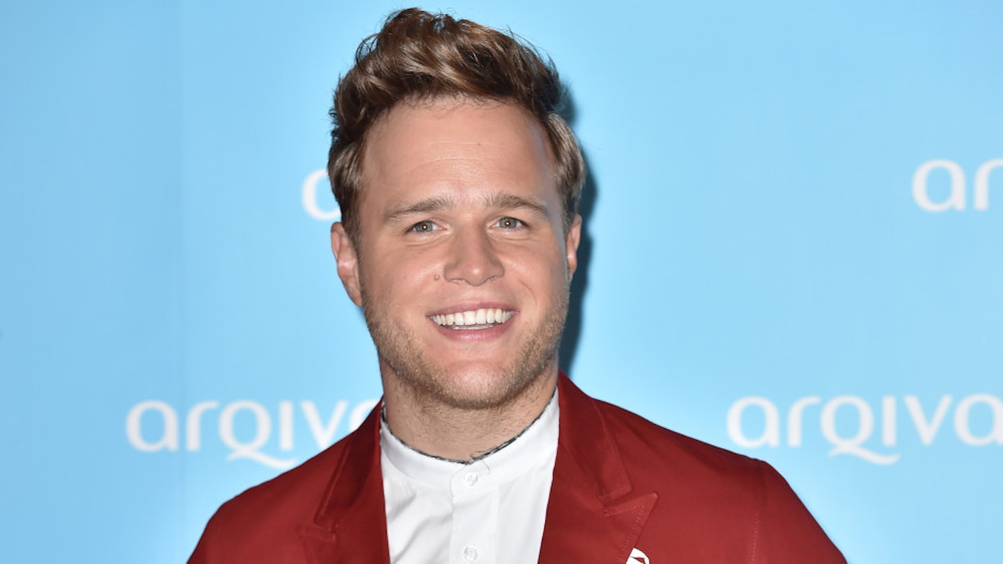 olly-murs-red-suit-picture