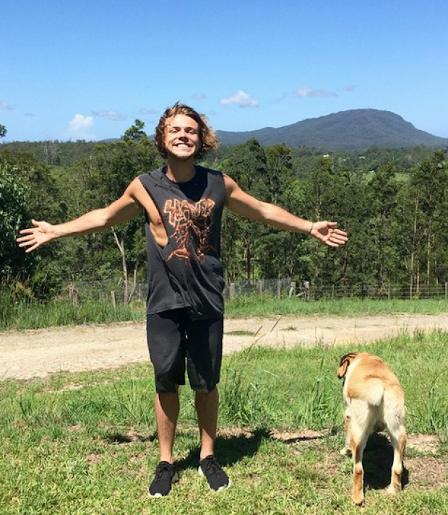 The hills are alive with the sound of Ashton (and his 'epic nipple)