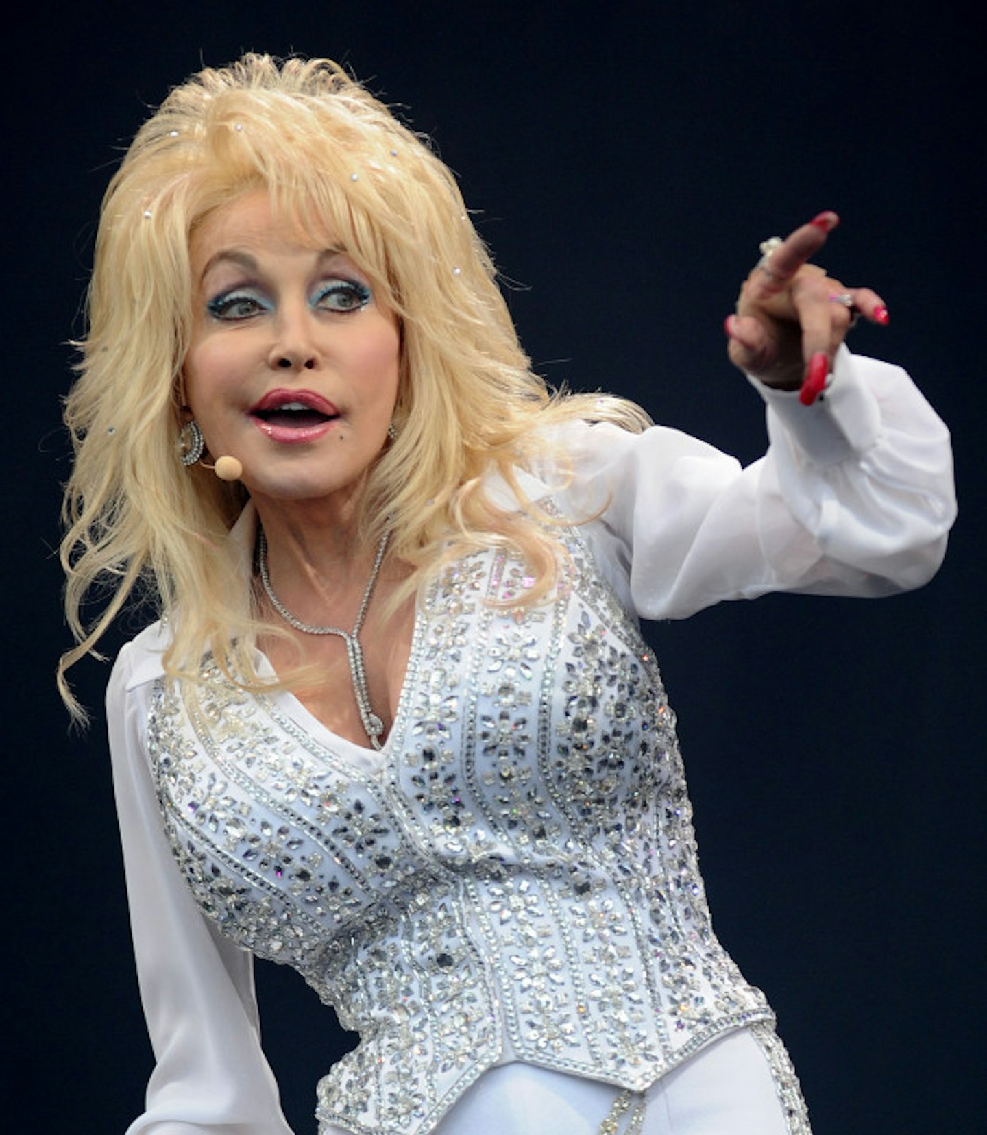 Dolly Parton basically owning Glastonbury 2014