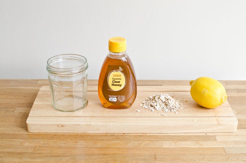 Make Your Own Honey and Oats Hair Minimising Scrub