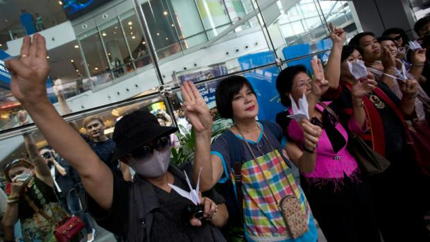 Thai Protestors Use Hunger Games Salute To Defy Martial Law