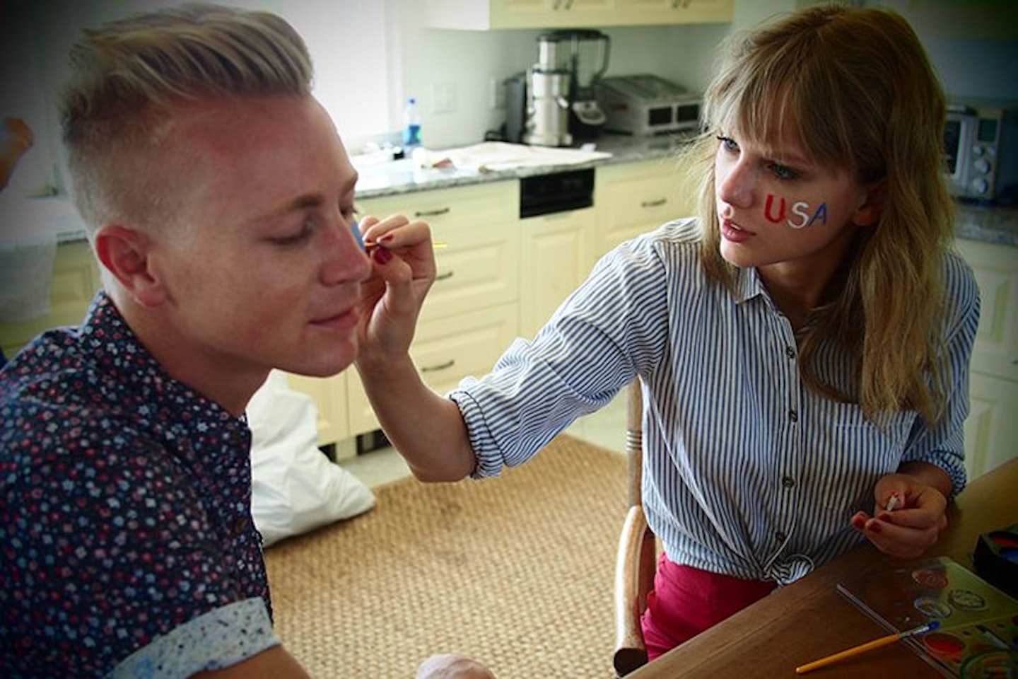 Taylor-Swift-4th-July1