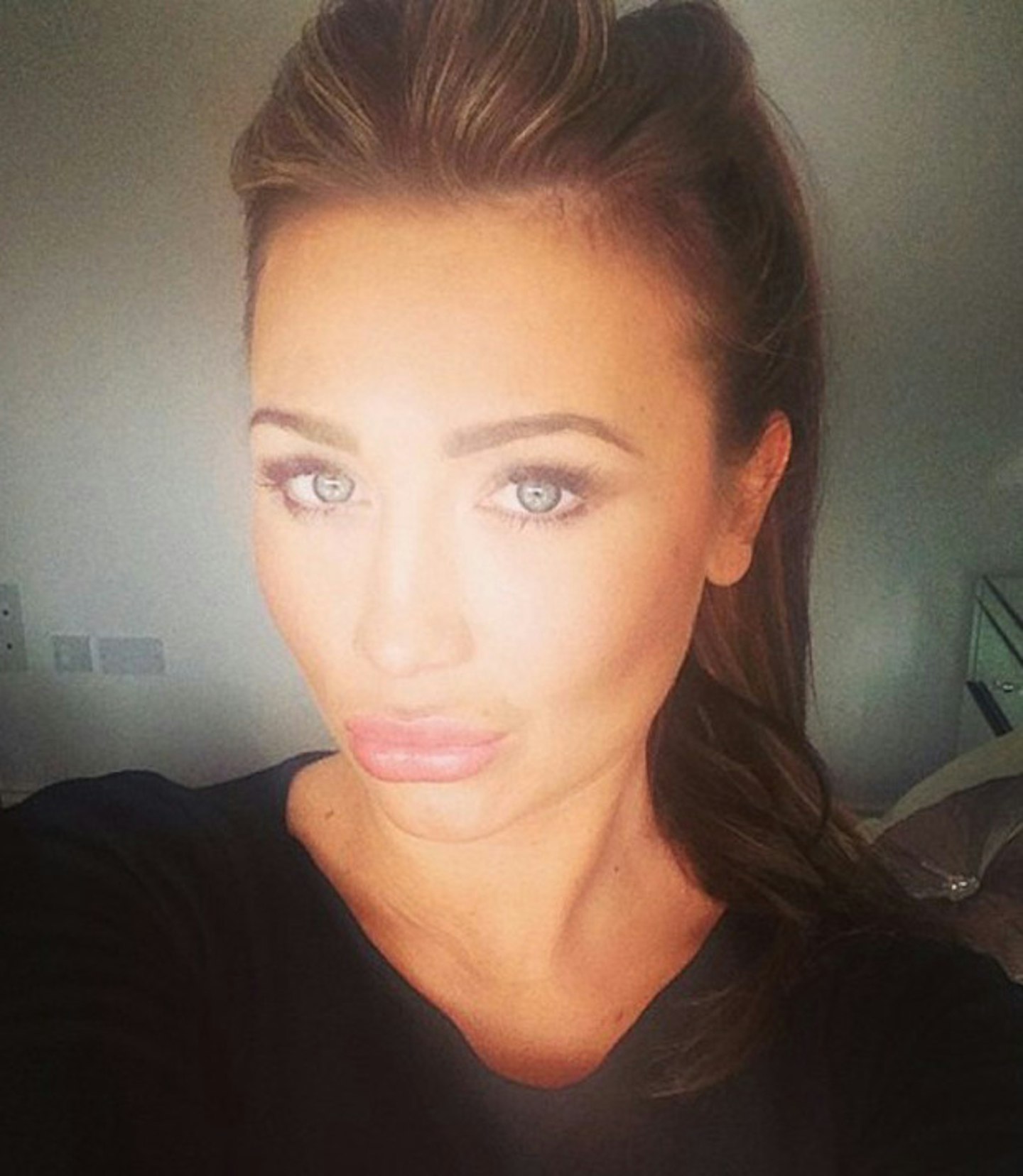 Lauren-goodger-selfies-instagram-twitter-25_1