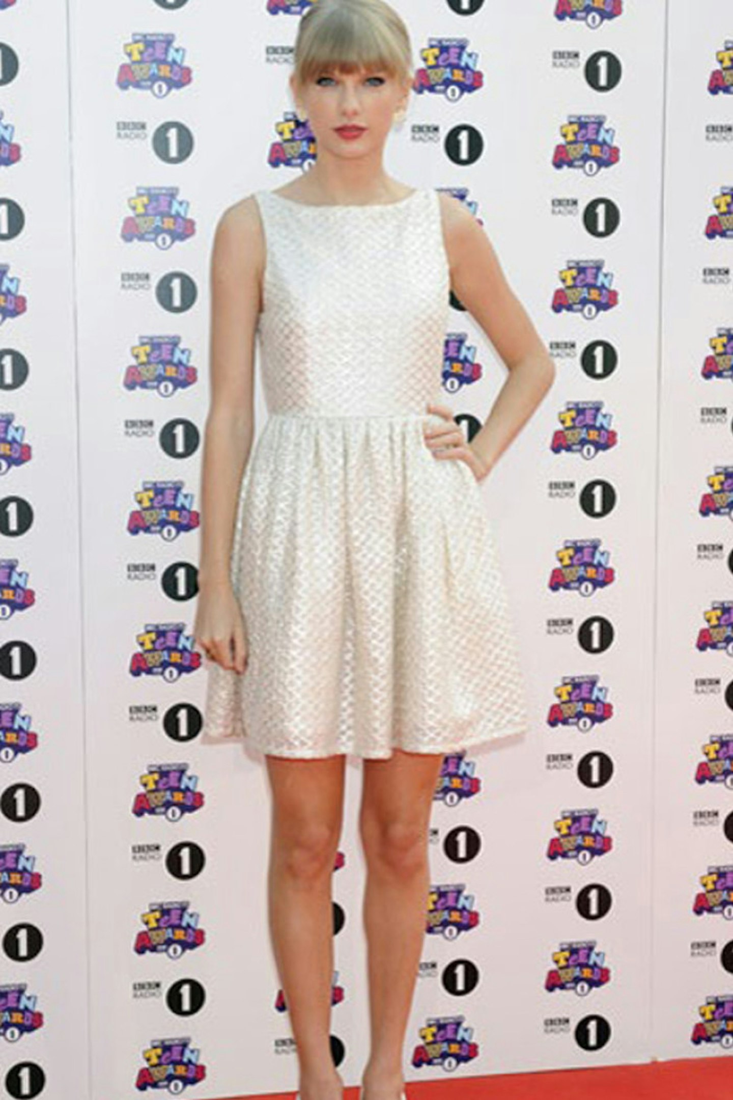 Taylor Swift at the Radio 1 Teen Awards - October 2012