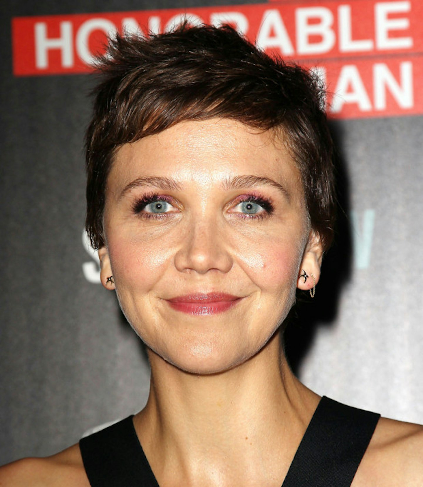 Maggie Gyllenhaal pixie crop