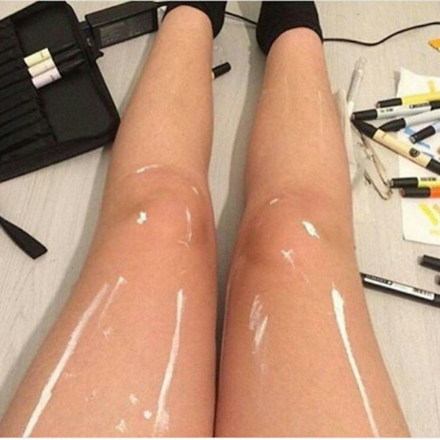 legs-oil-or-white-paint