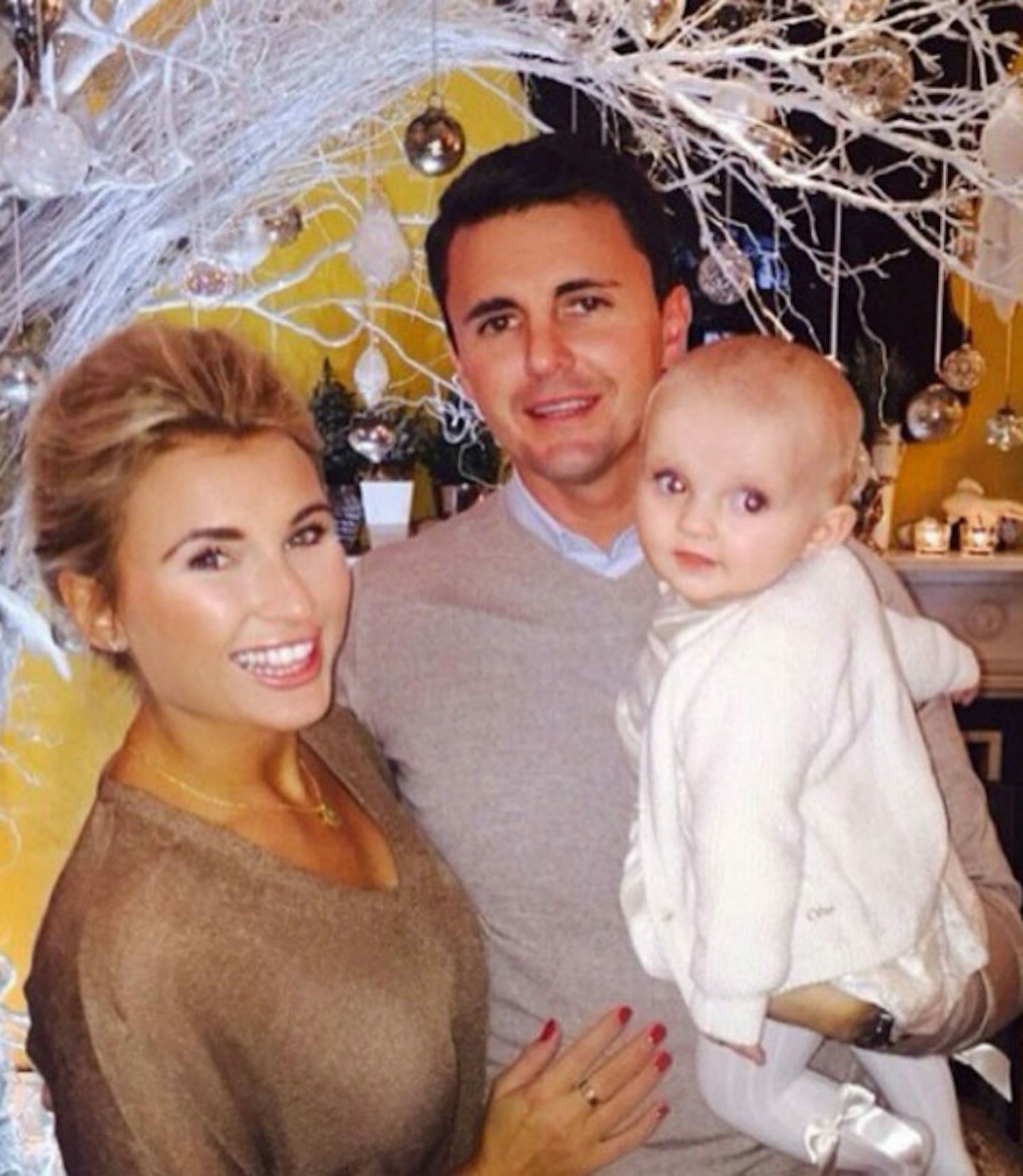 billie-faiers-family-new-year