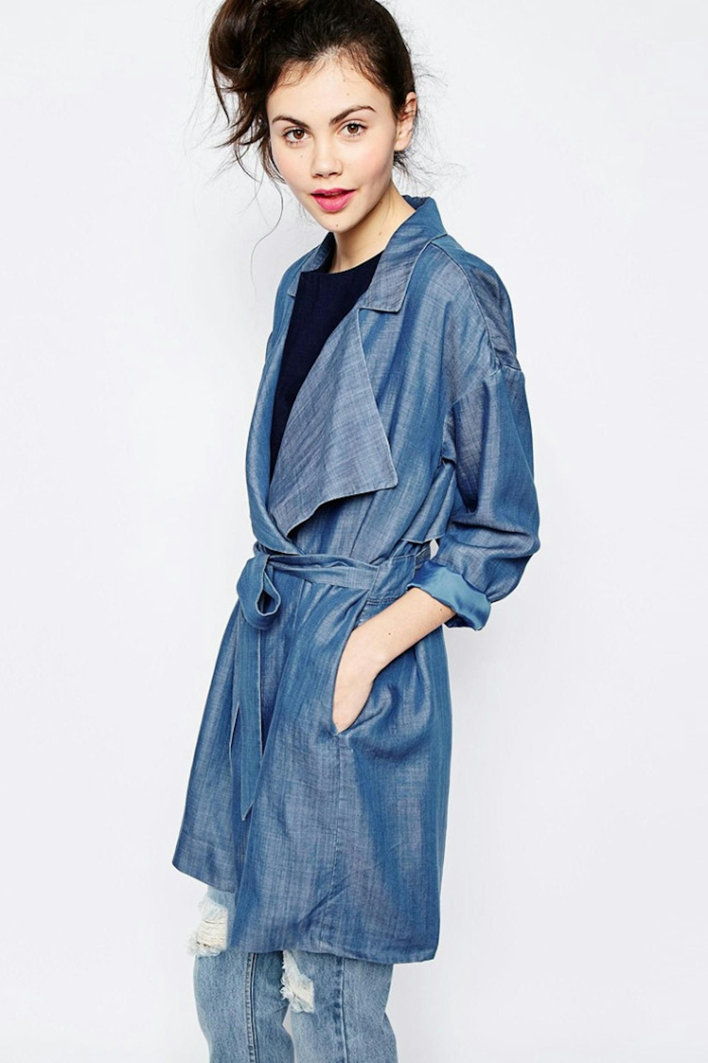 This relaxed denim trench is perfect paired with a white tee and trainers for a casual cool look.