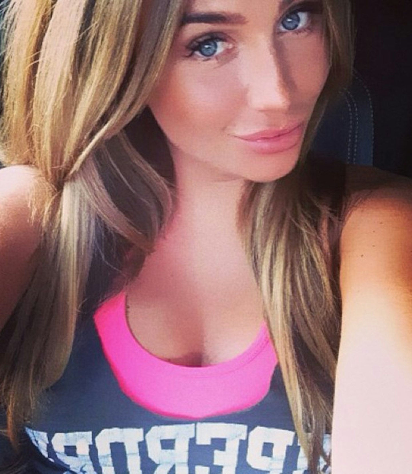 Lauren-goodger-selfies-instagram-twitter-11