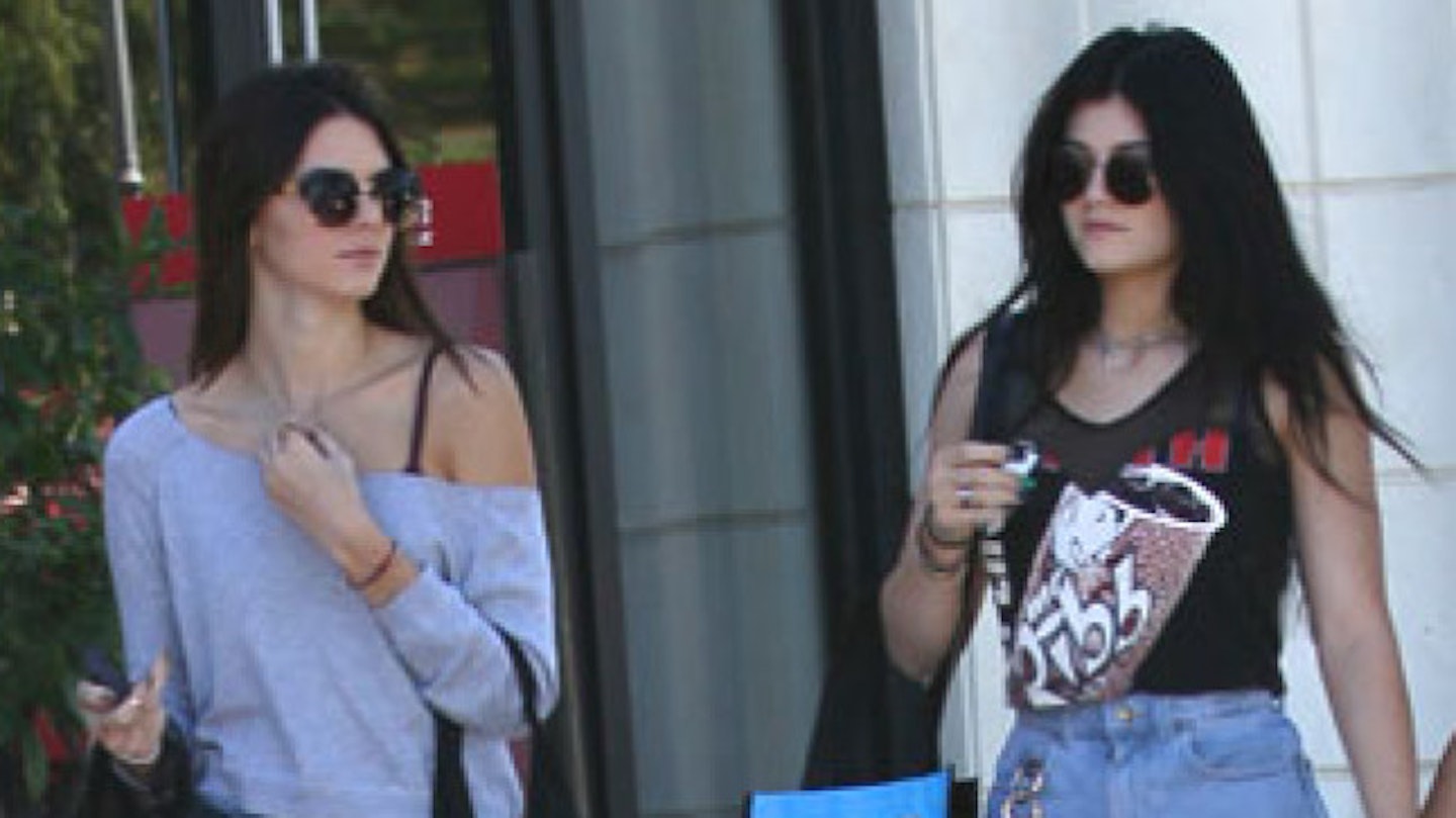 kendall-and-kylie-shopping