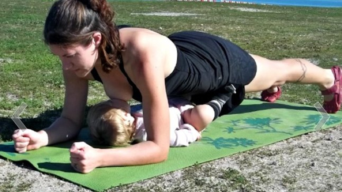 exercising-breastfeeding