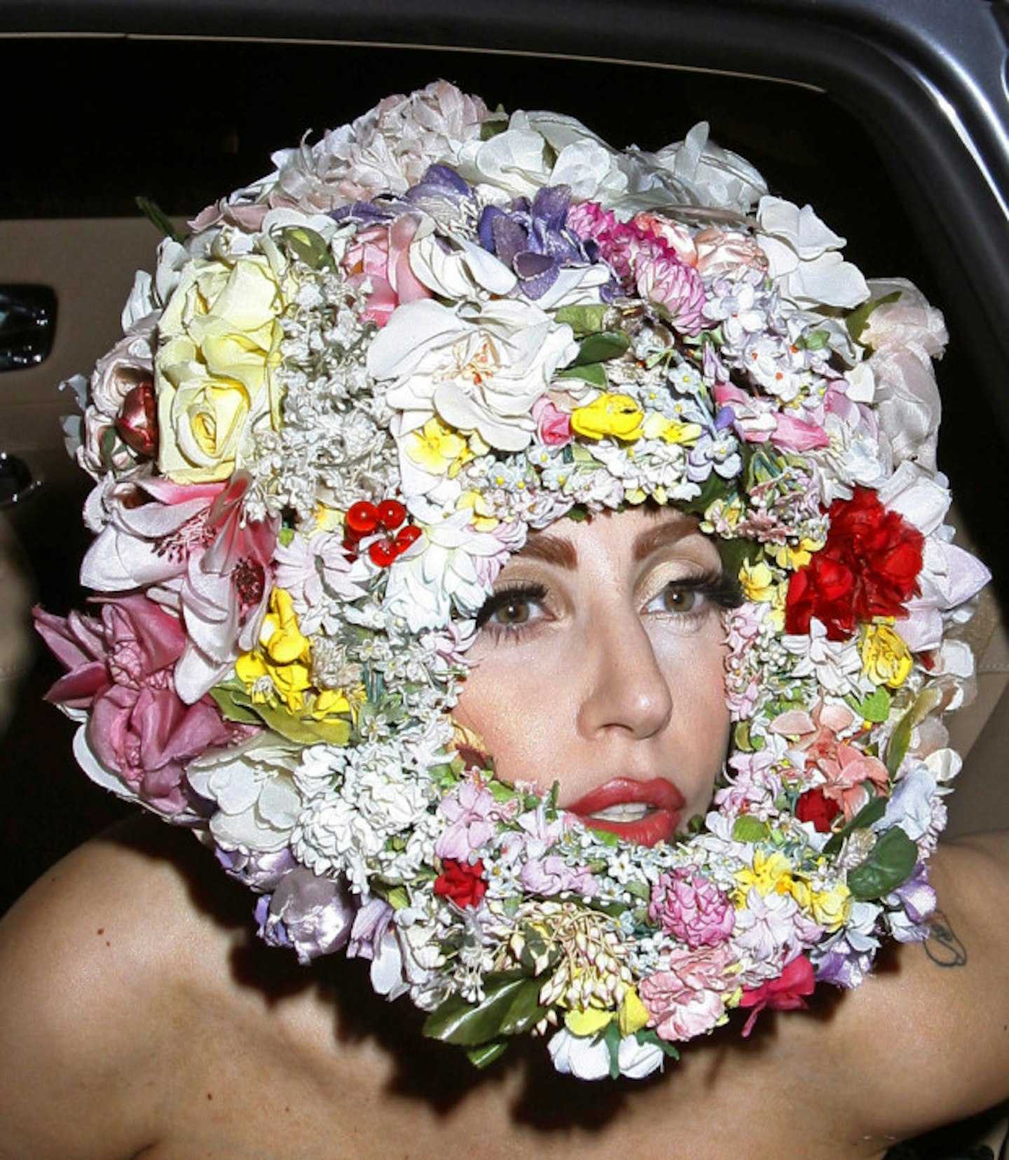 Lady gaga flower helmet