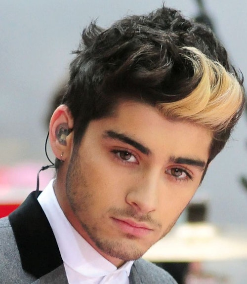 Zayn Malik ‘holding Hands With Mystery Blonde Divides One Direction Fans Celebrity Heat 