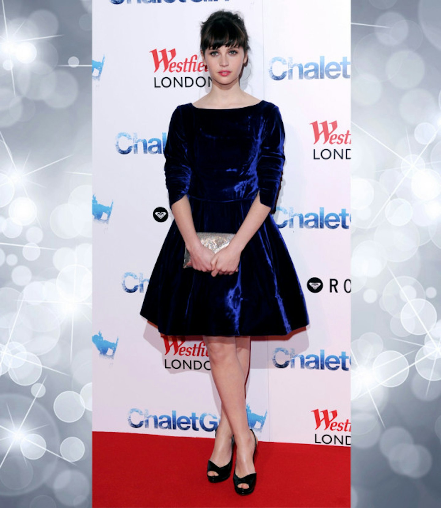 felicity-jones-best-outfits-blue-velvet-dress