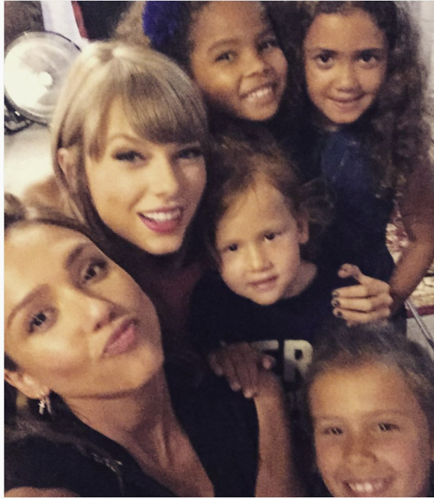 Tuesday: Jessica Alba & Taylor Swift