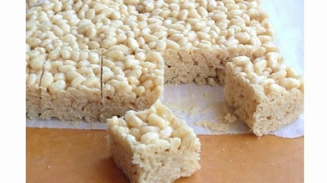 RECIPE: Gluten-free rice crispie treats | Closer