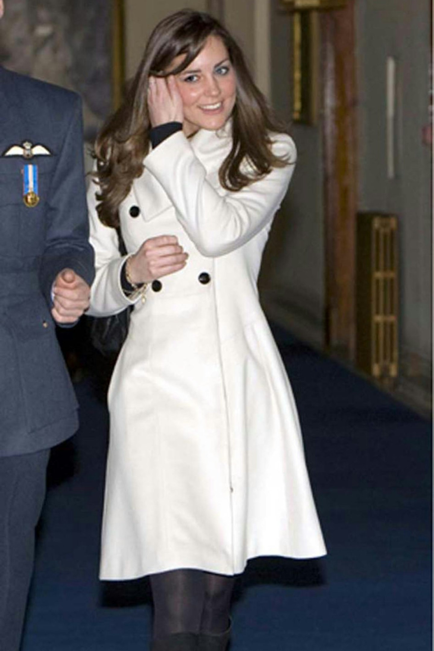 Kate Middleton and Alicia Vikander Meet In Two Stunning Evening