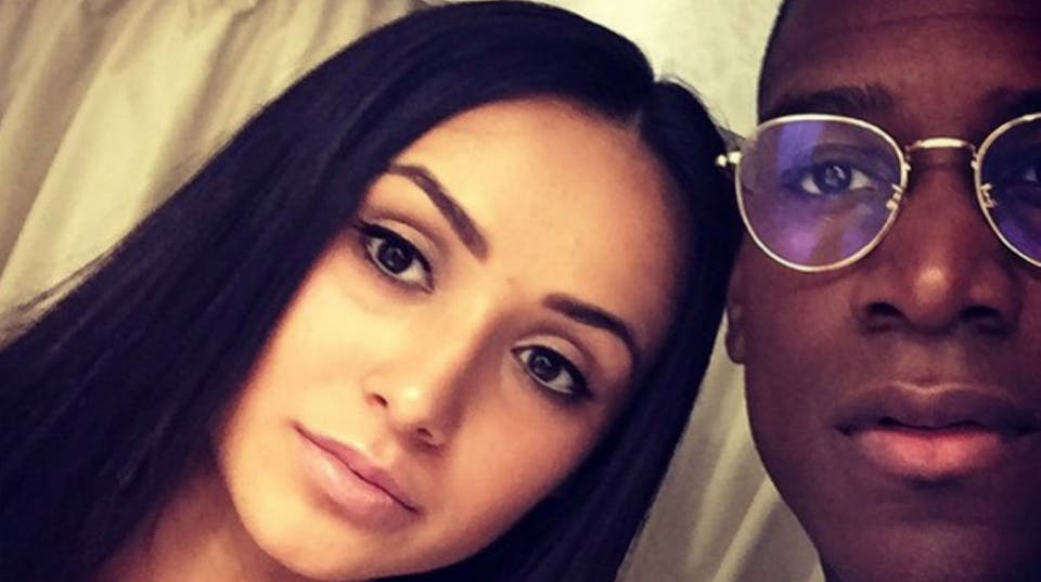 Labrinth proposes to girlfriend Muz live on stage at V Festival – YAY ...