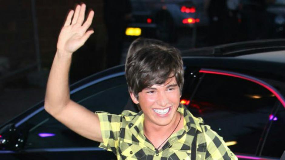 Big Brother star Rodrigo Lopes is in a coma after doctors discover ...